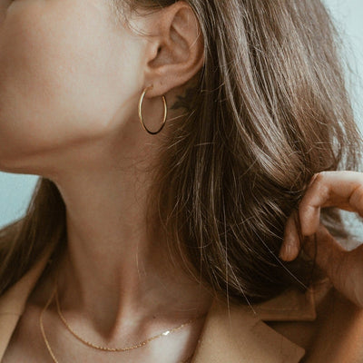Jéssica - Thin Hoop Earrings
