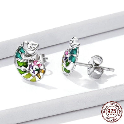 Mini Chameleon Stud Earrings - Figueira