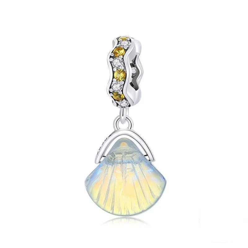 Crystal Shell Charm - Figueira