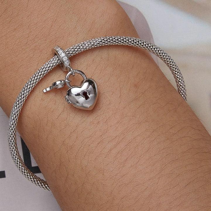 Silver Classic Heart Lock & Key Pendent - Figueira